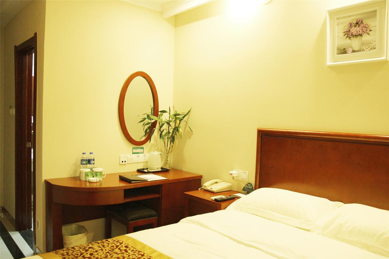 Greentree Inn Anhui Chizhou Guichi District Changjiang South Express Hotel מראה חיצוני תמונה